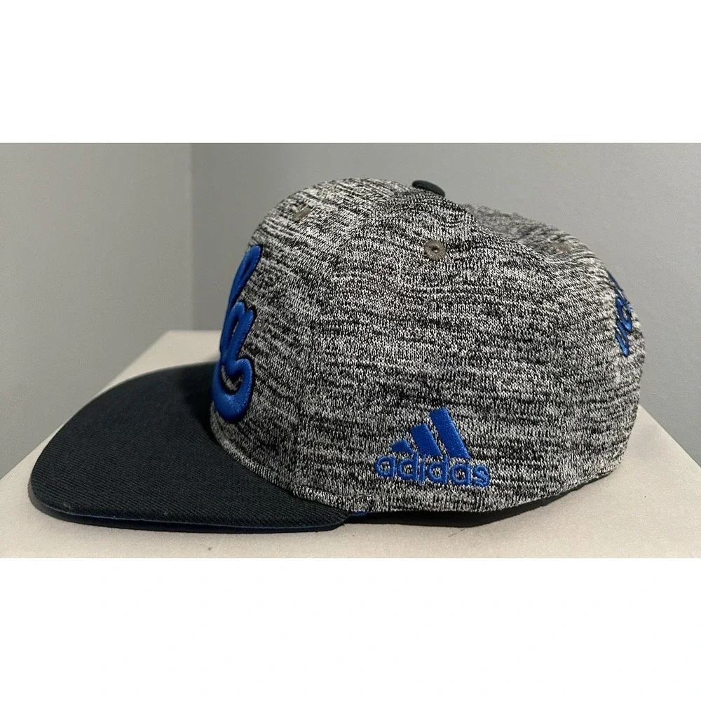 Adidas UCLA Bruins Snapback Cap Hat Embroidered Logo Gray Super Clean
